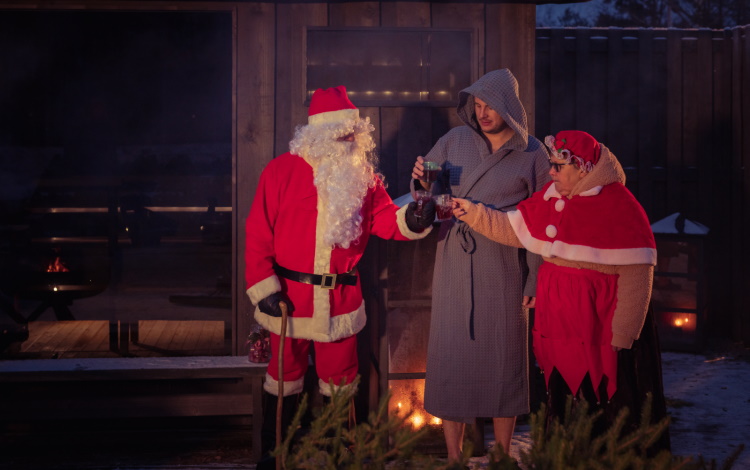 Een kerstsauna hoort in Finland bij de kerstsfeer, net zoals de Kerstman en de kerstmaaltijd | Kirami FinVision® -saunat