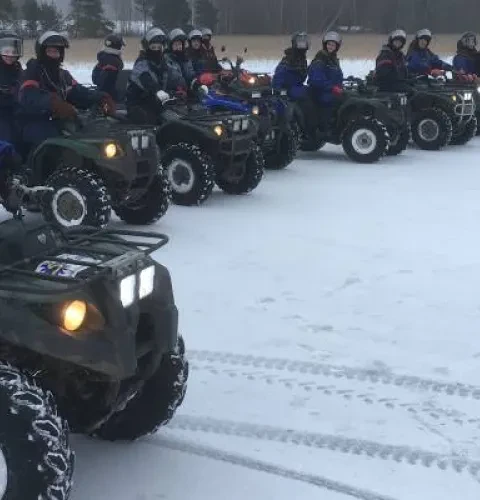 Sydän-Hämeen Safarit biedt haar klanten het gebruik van een Kirami-hottub aan | Kirami