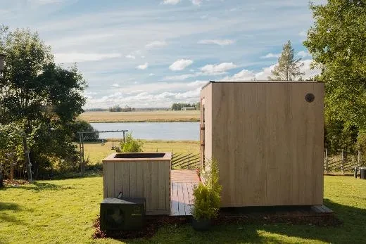 Wat een geweldig stel! Kirami FinVision® sauna Tile en het Premium NordicIce S-bad.