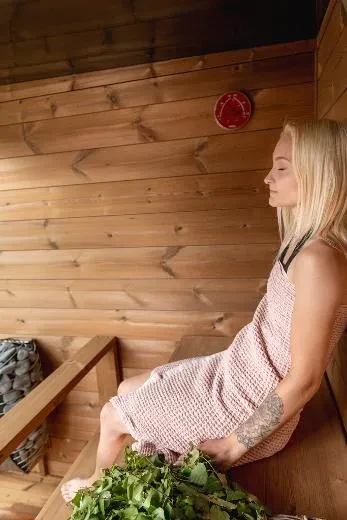 Kirami FinVision® -sauna M Nordic Dawn (Rechts), Spirit 9kW