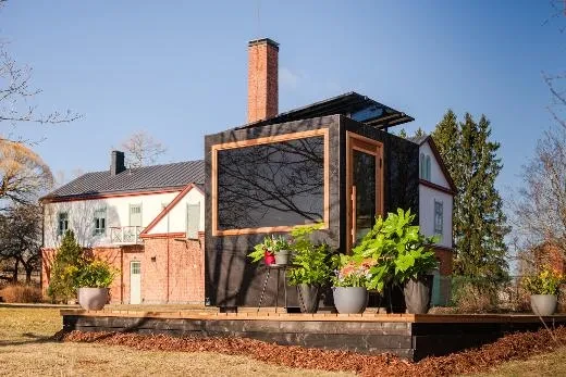 Kirami FinVision® -sauna M Zero (GlowBlack and CoralWhite)_Solarsystem model