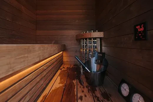 Voor sauna-baden met respect voor tradities | Kirami FinVision® -sauna S Misty