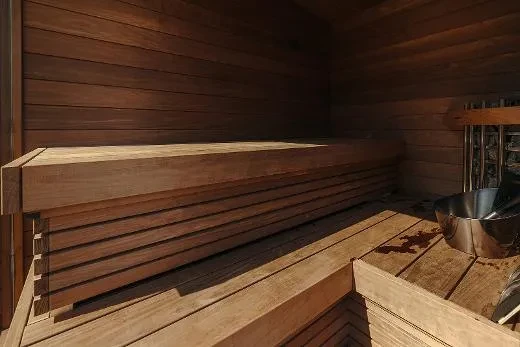 De sauna’s stralen een gezellige sfeer uit | Kirami FinVision® -sauna S Misty